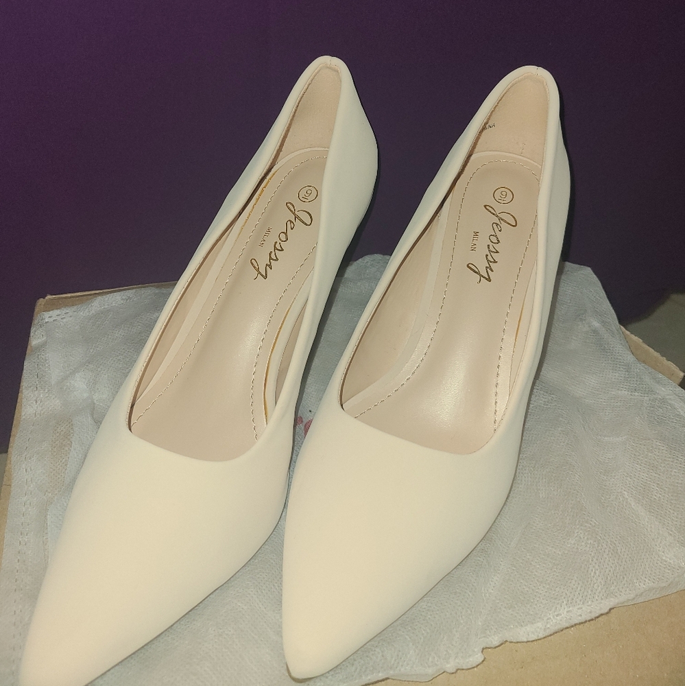 Women's Nude Heels